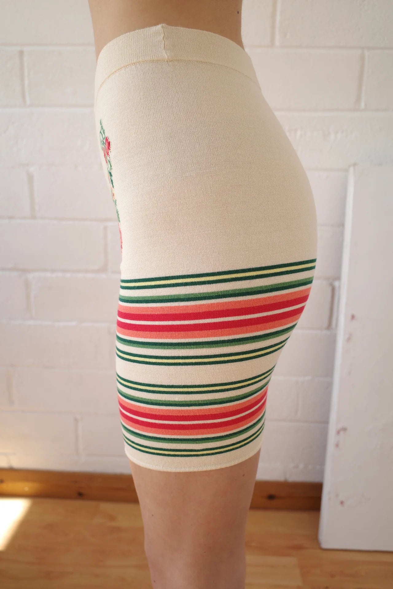 CONNER IVES Bike Short - Beige Multi