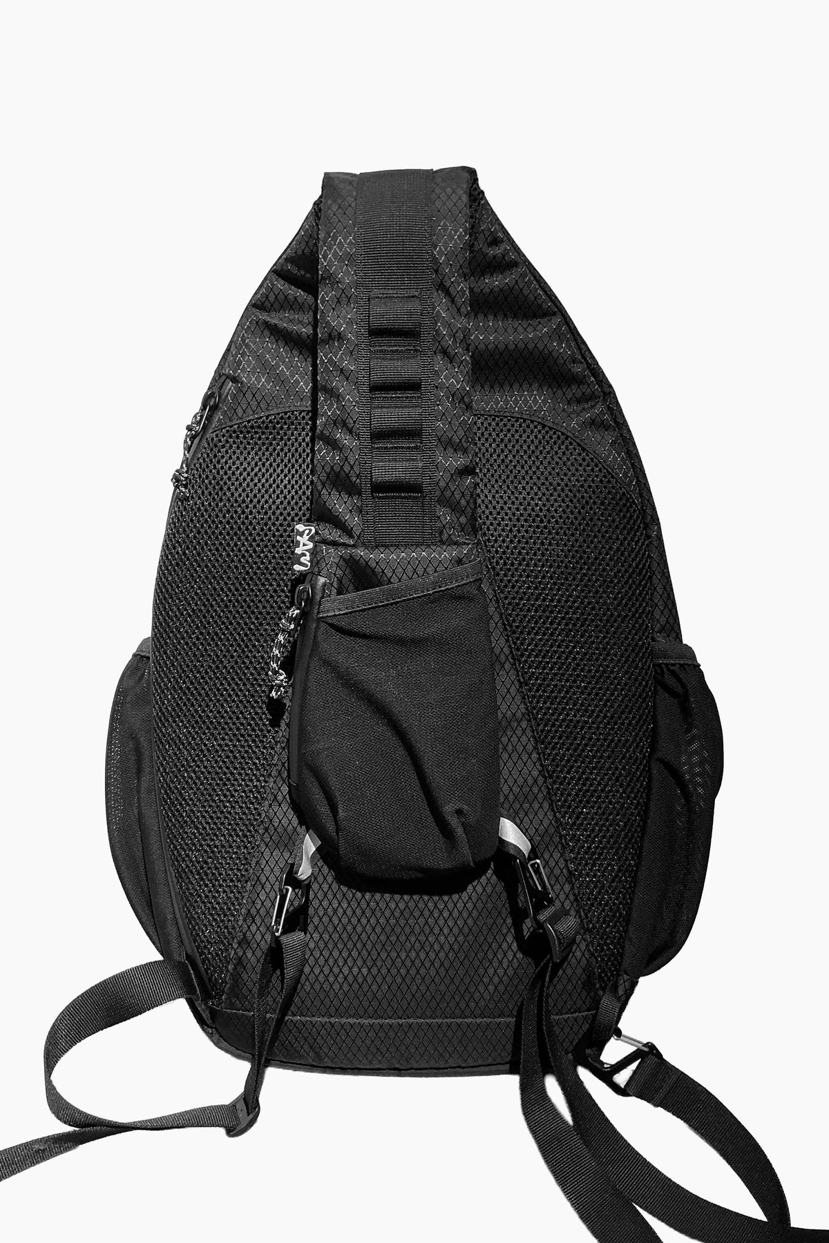 Main Quest Sling Backpack - Black