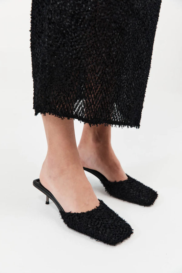 ST AGNI Feathered Square Toe
