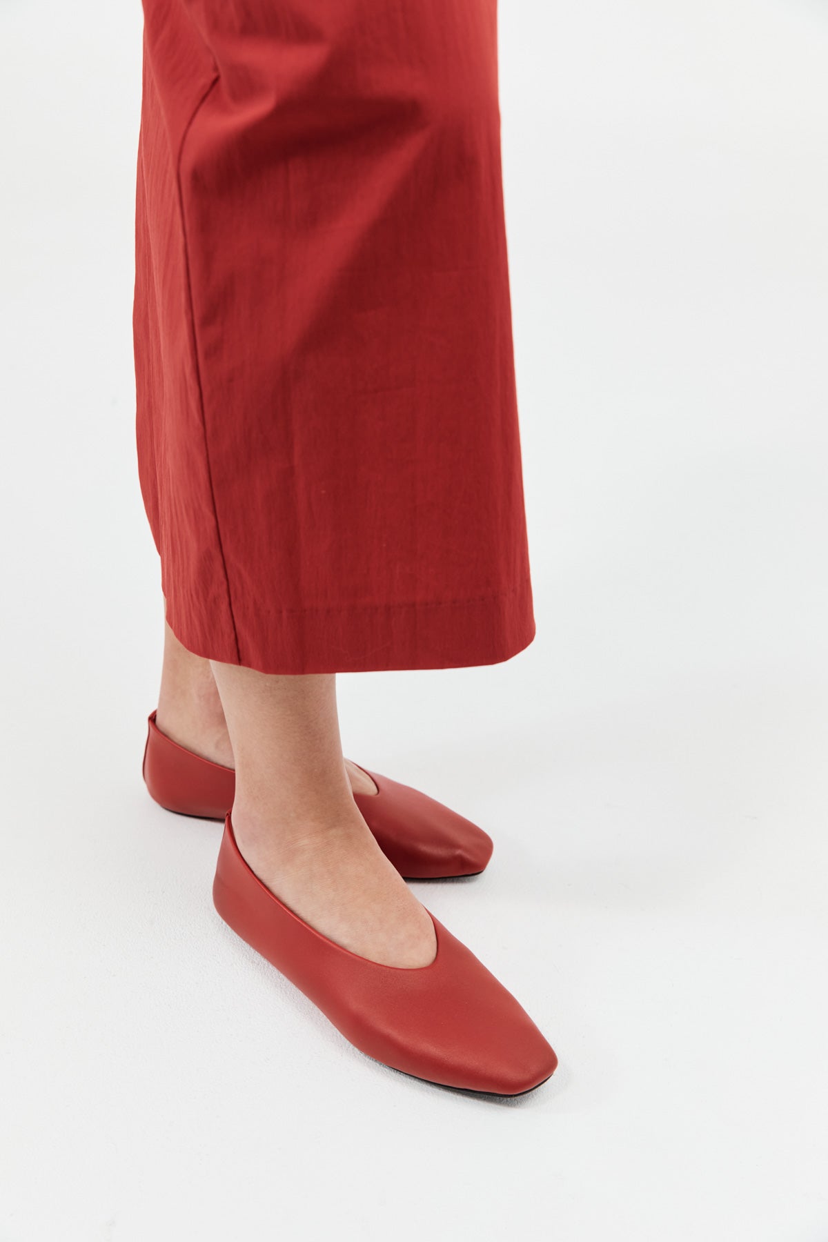 ST. AGNI Soft Glove Ballet Flat - Rosso