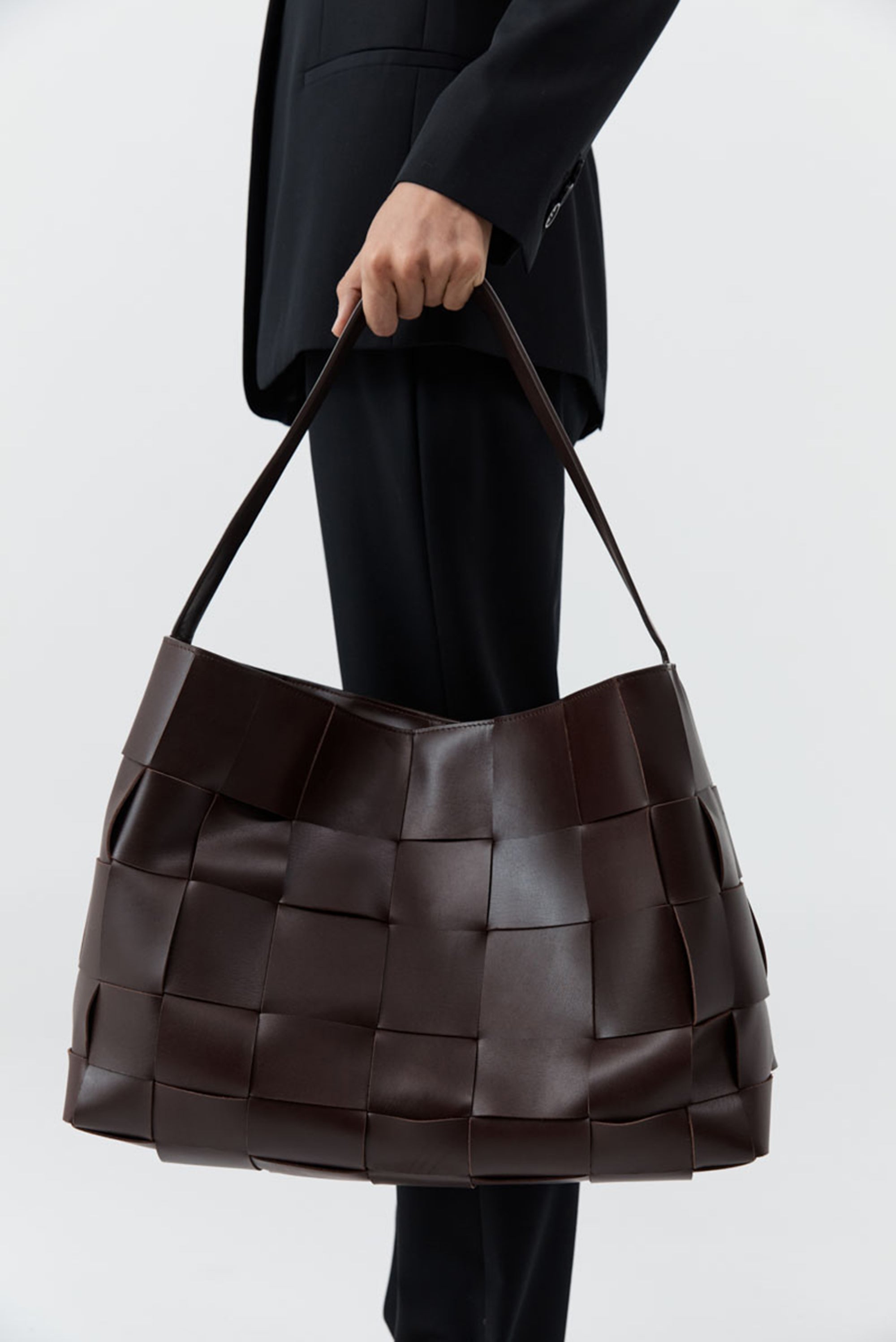 Woven Large Tote - Chocolate