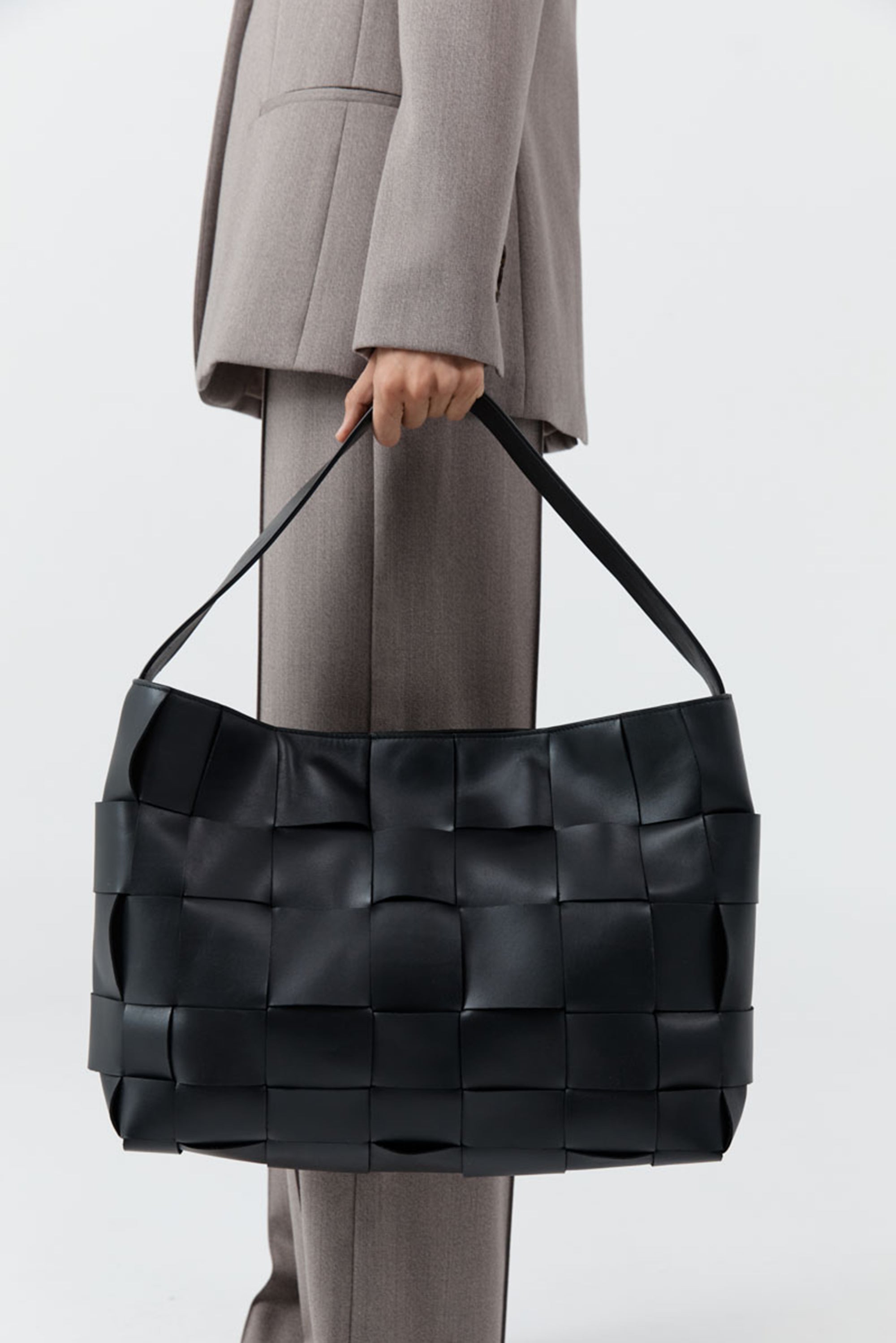 Woven Large Tote - Black