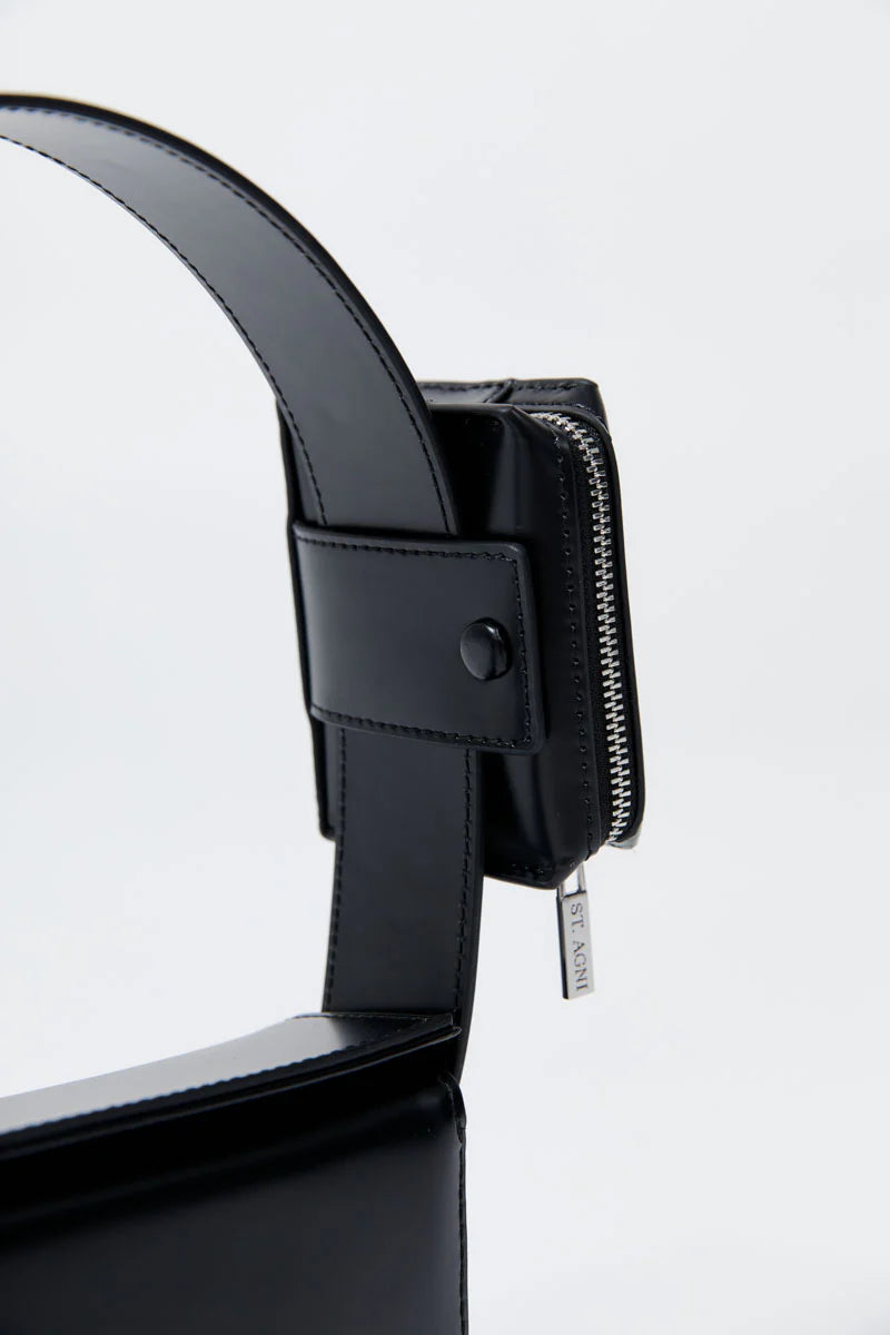 ST. AGNI Petit Pouch Bag - Black