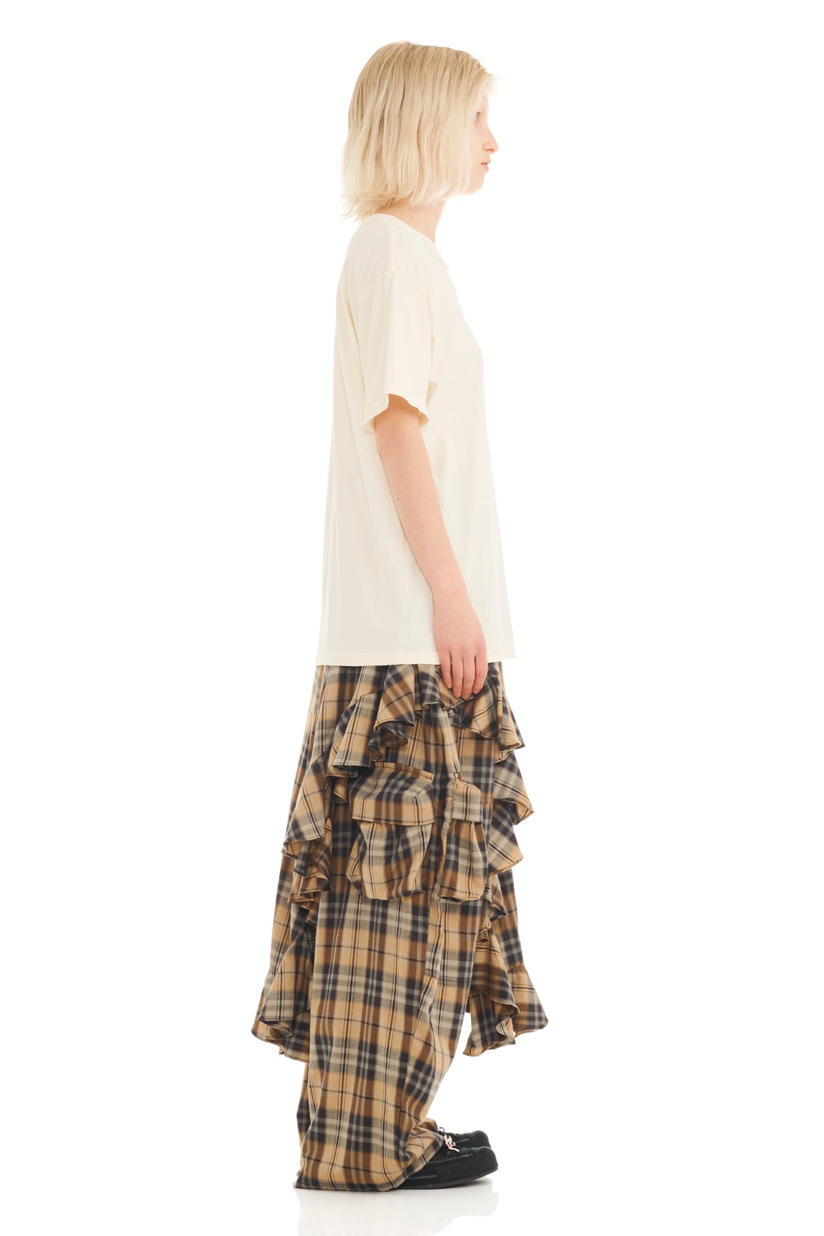 Graphic Tee - Cream Goth Flower Drip