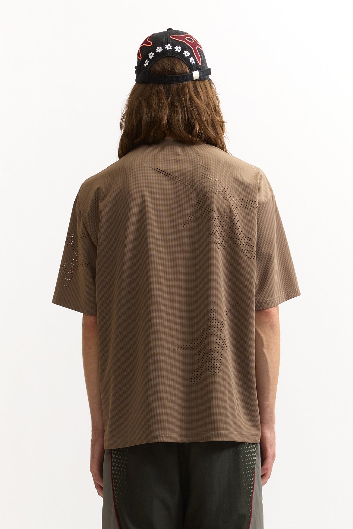 Urchin Cluster Tee - Bark