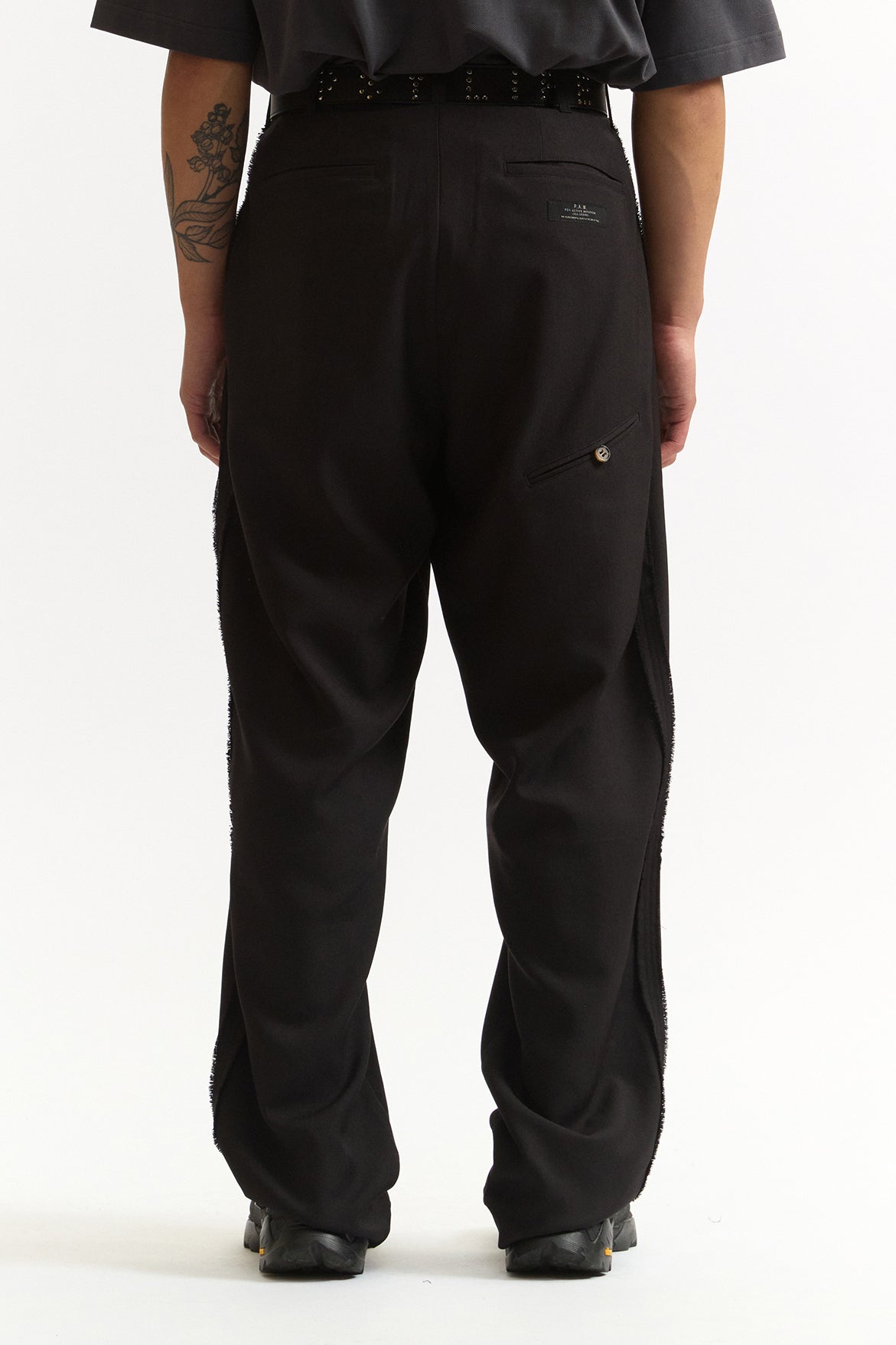 Titan Trouser From Afar - Black