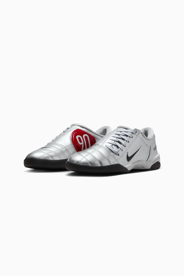Total 90 - Metallic Silver/Black-University Red