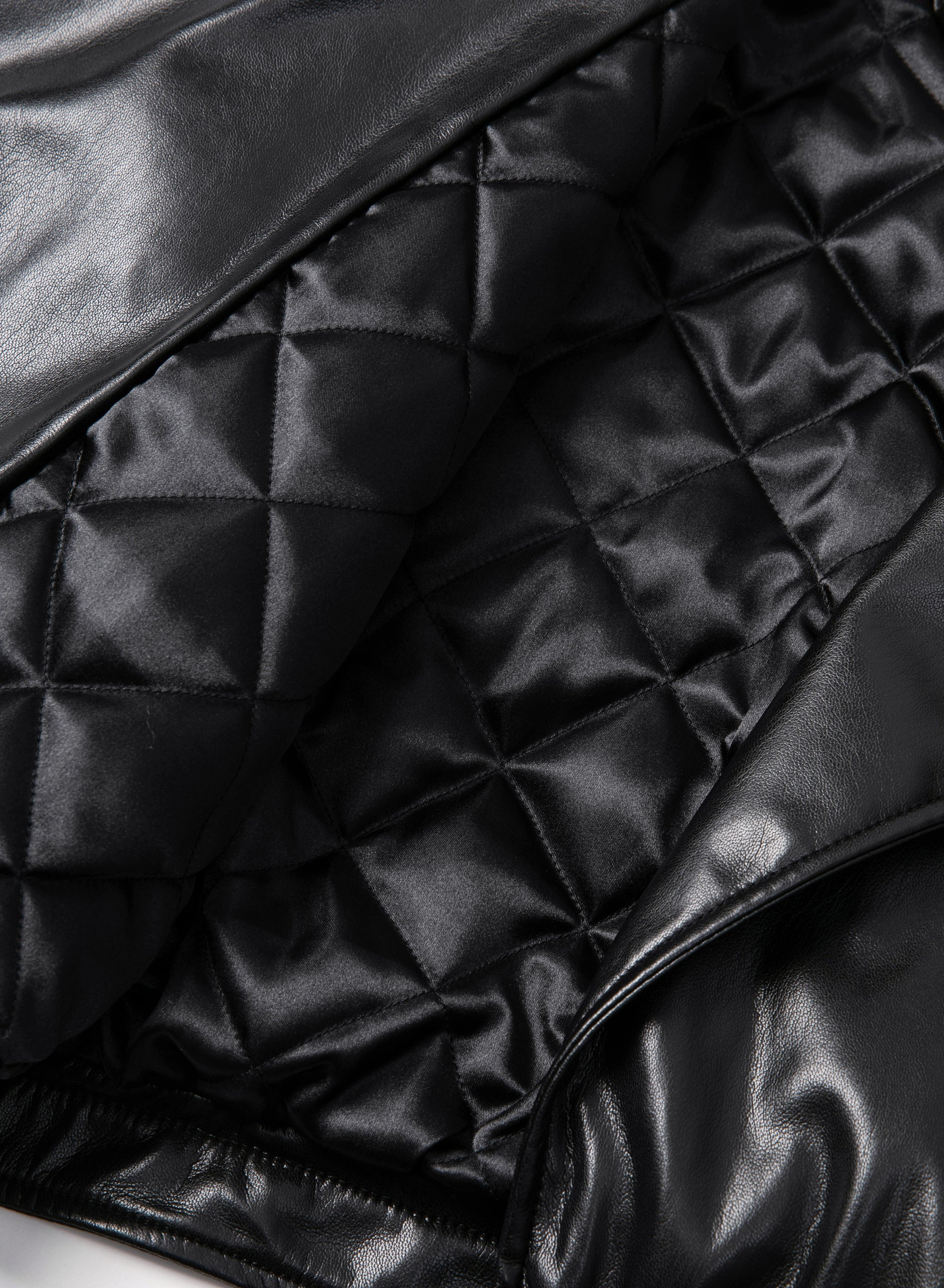 JAKKE Troop Jacket - Black
