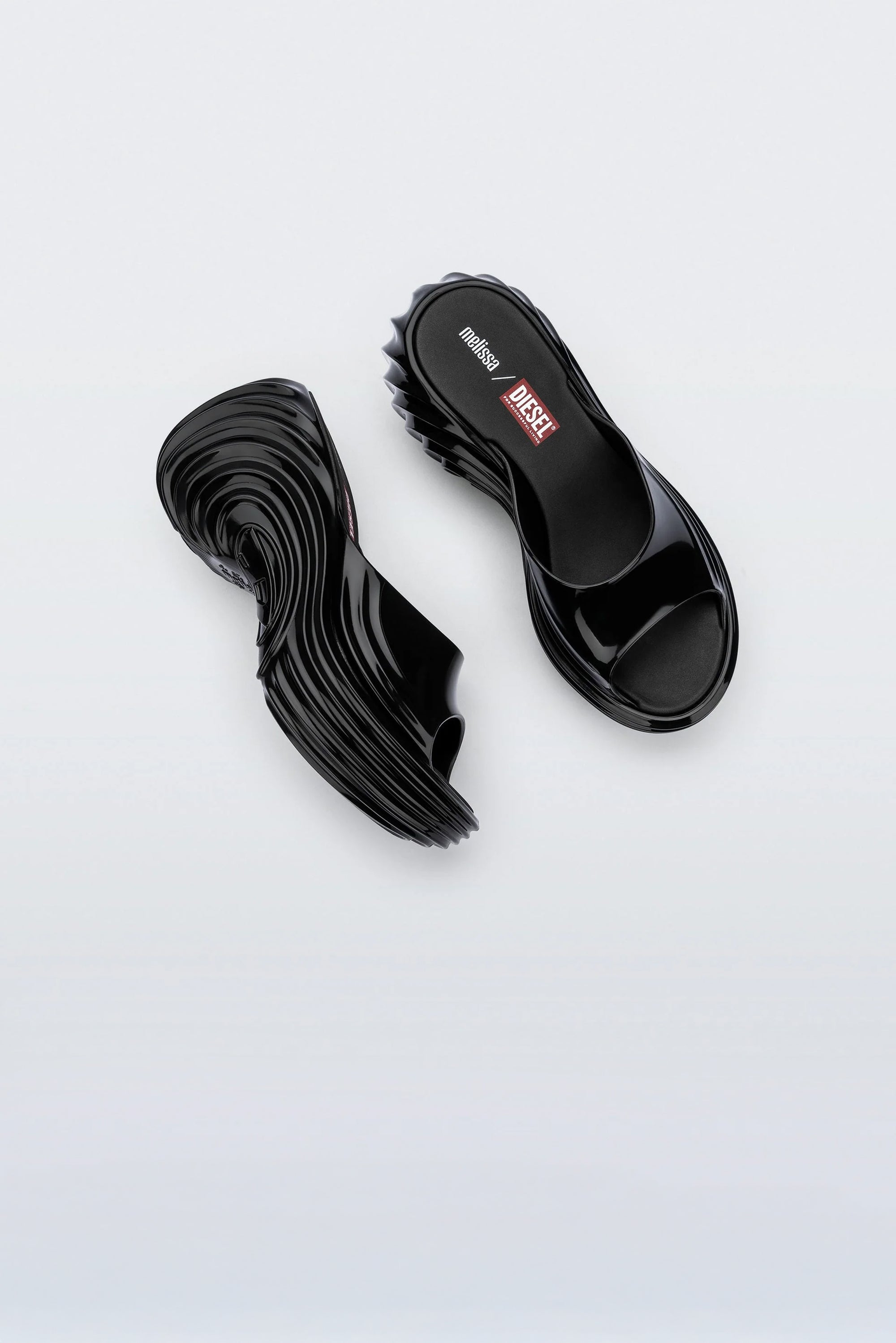 DIESEL X MELISSA Quantum Platform - Black