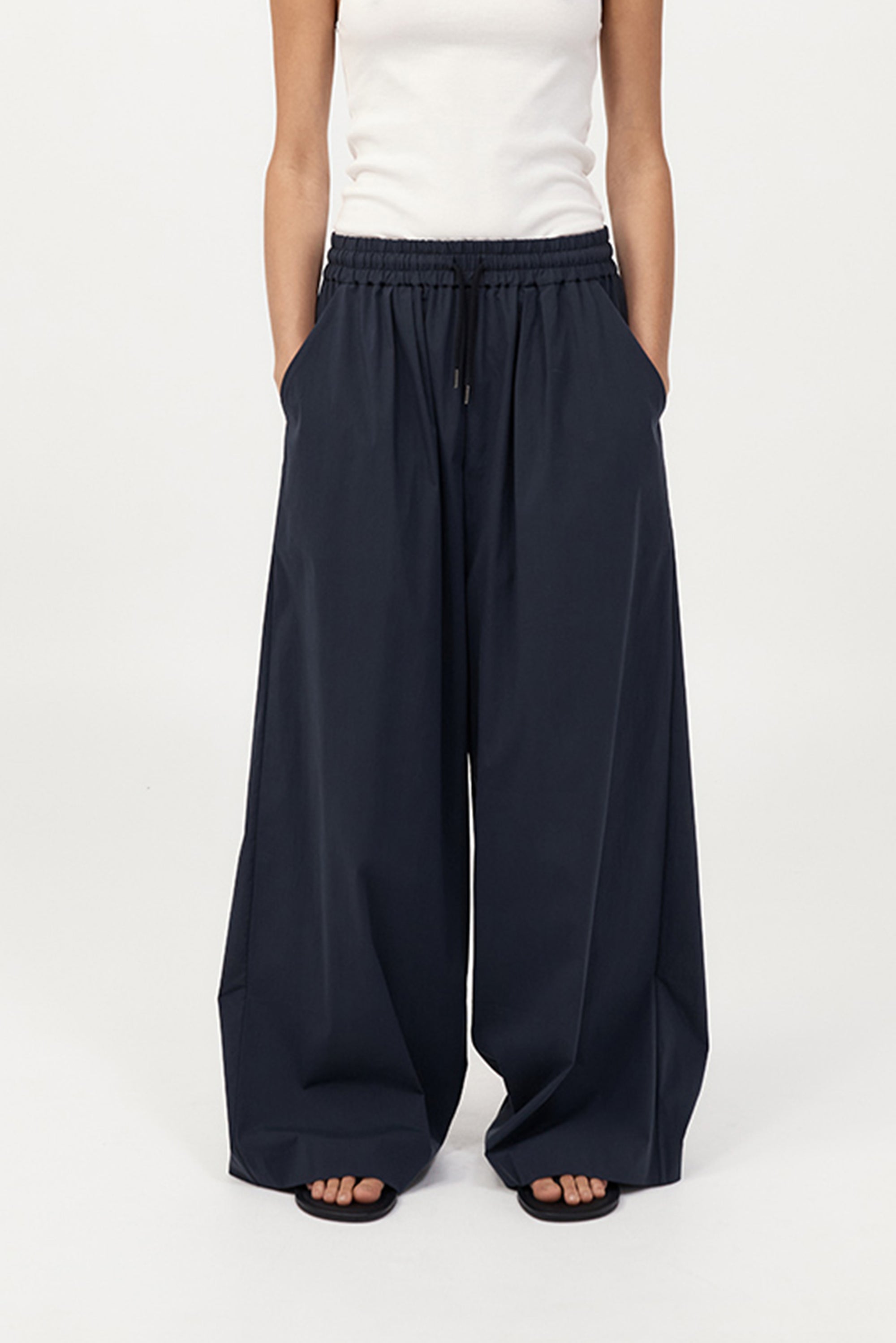 ST. AGNI Everyday Drawstring Pant - Dark Ink