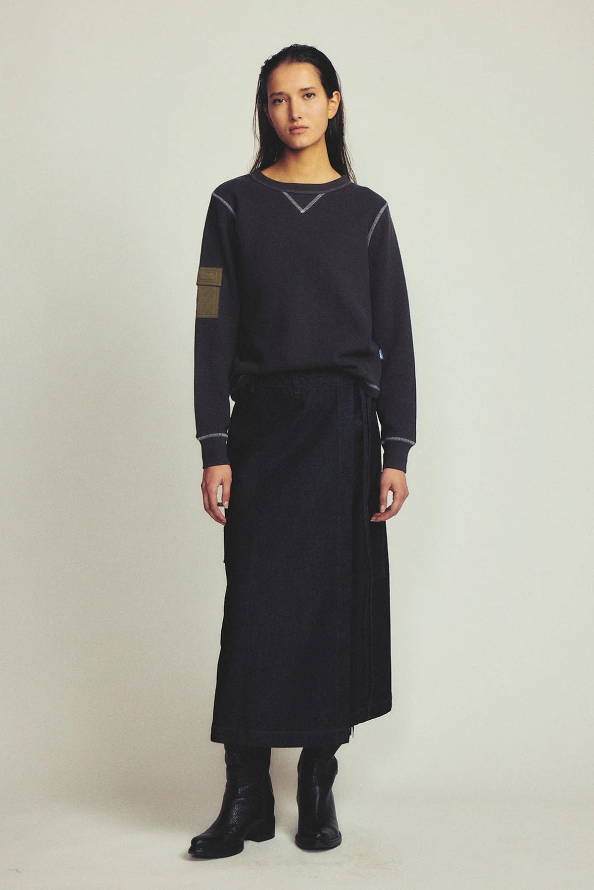 Wmns Bunker Top - Charcoal