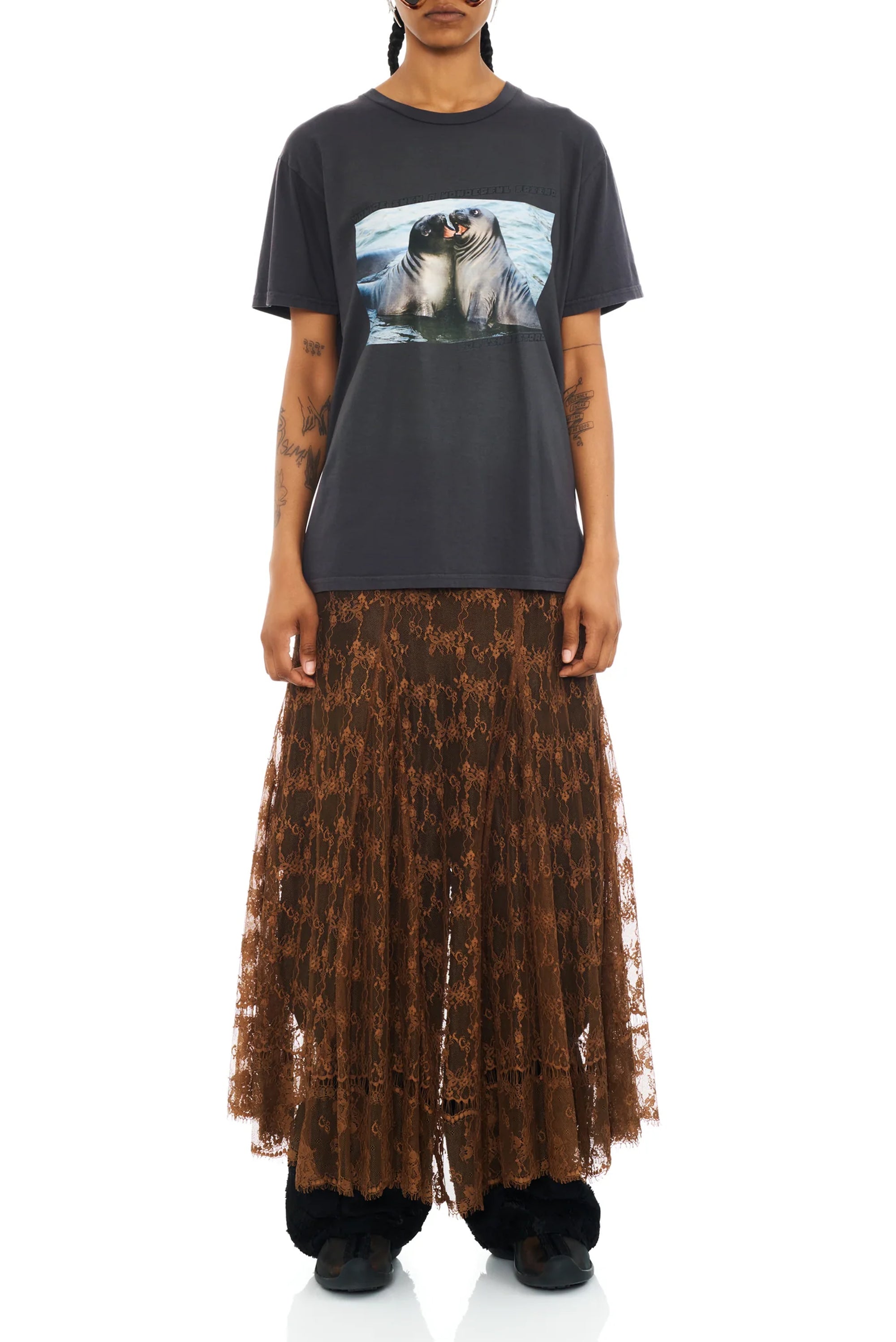 COLLINA STRADA Graphic Tee - Wonderful Friend