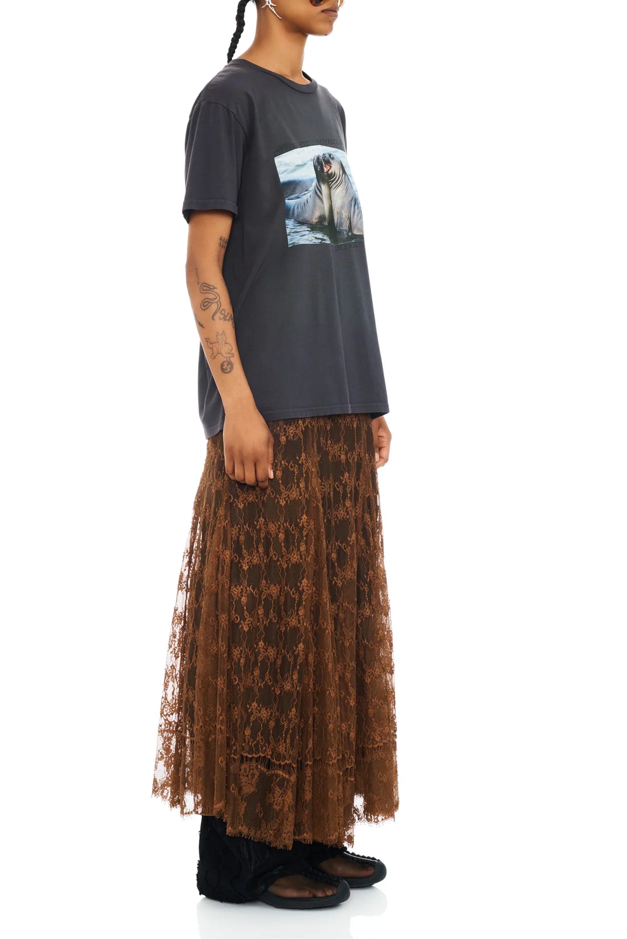 COLLINA STRADA Graphic Tee - Wonderful Friend