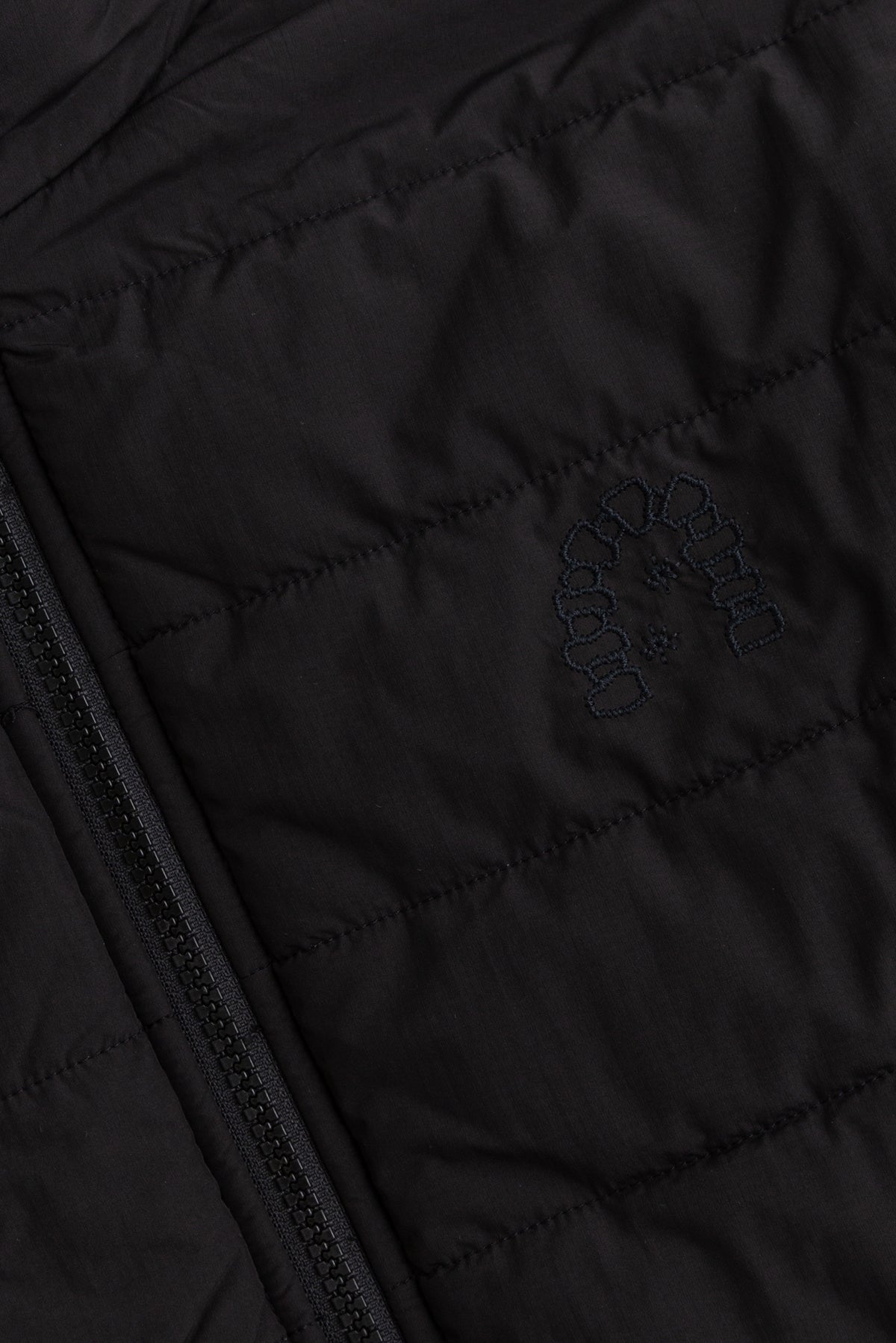 Fen Puffer - Black/Multi