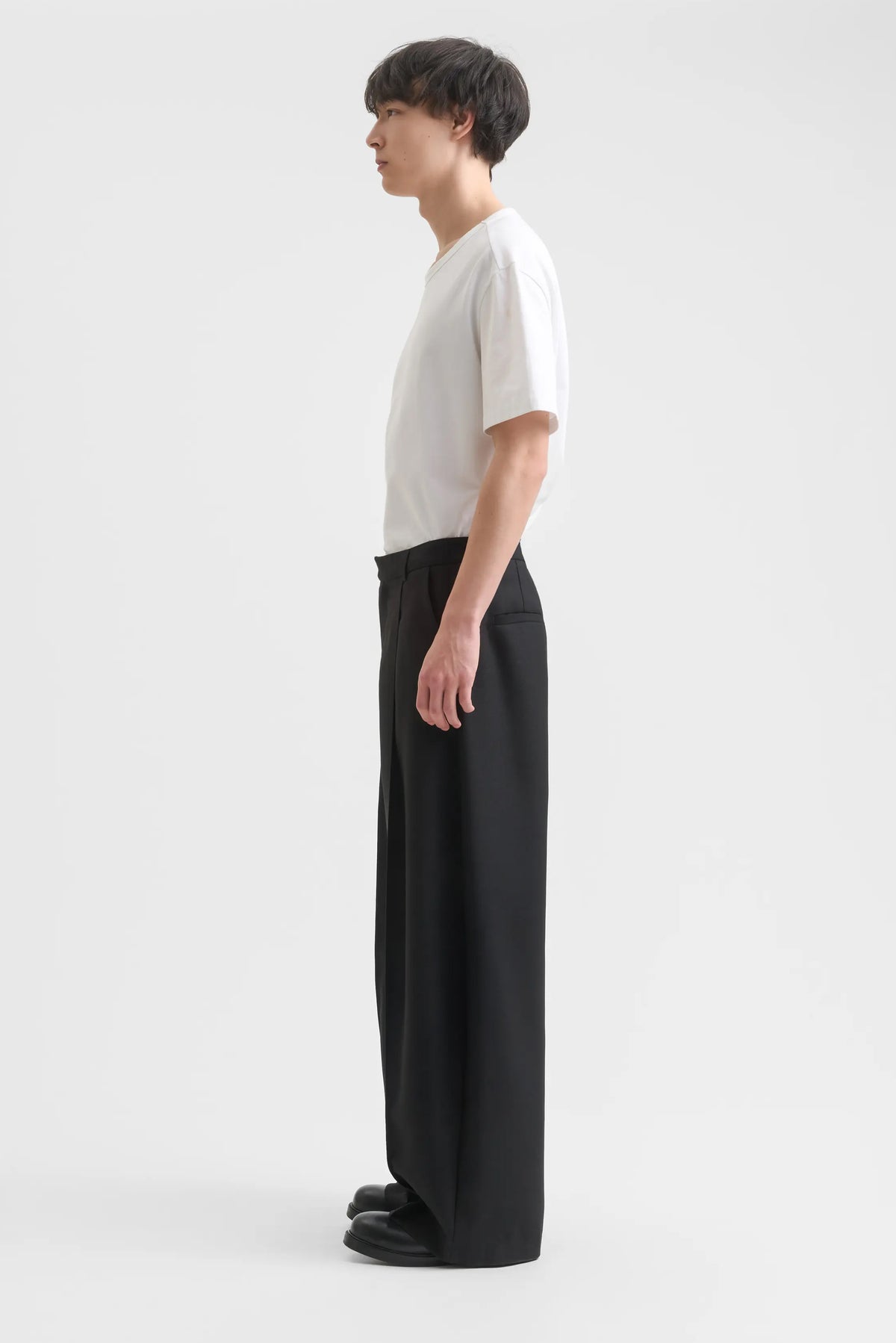Pleated Wide Trouser - Fine Black