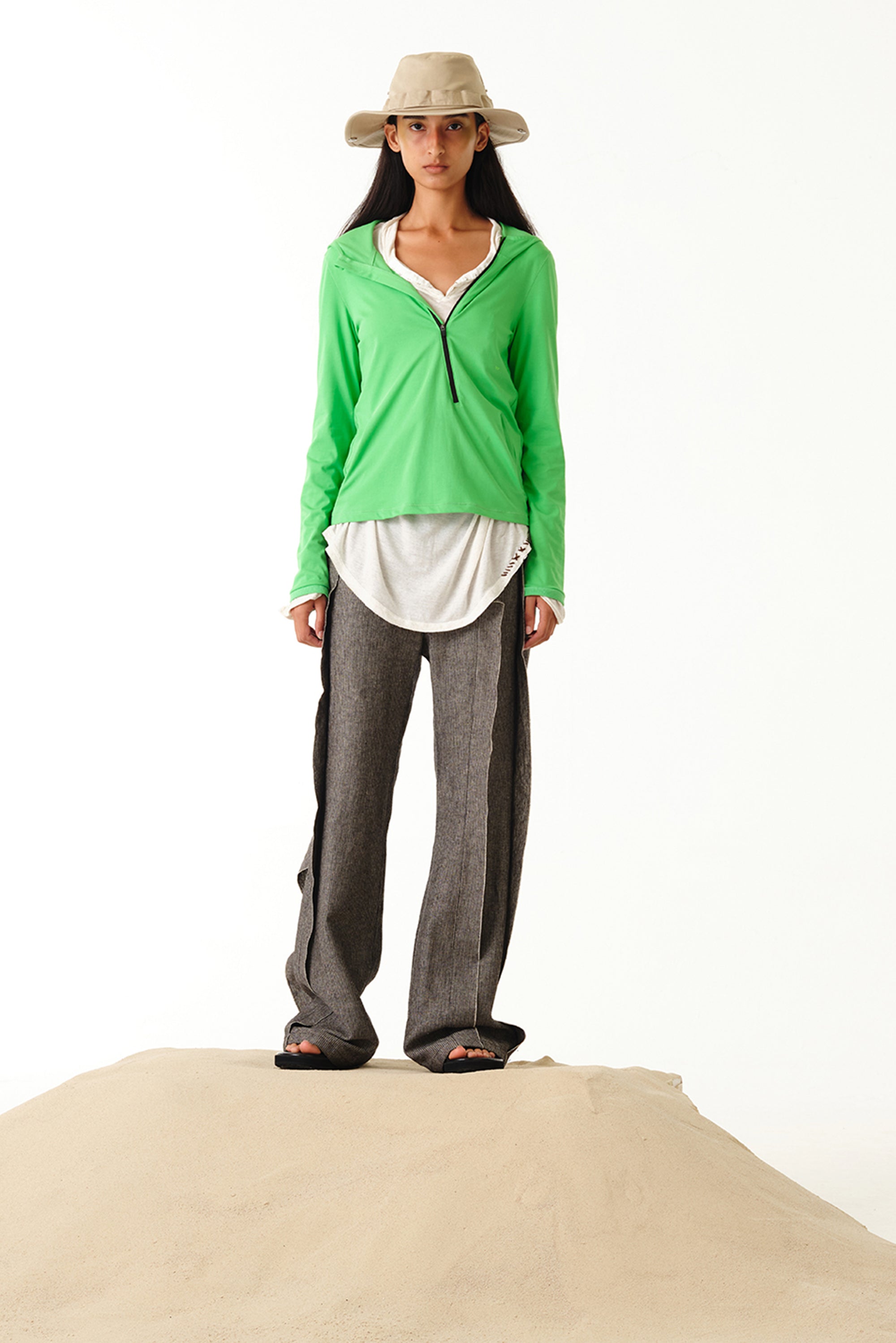 Curved Jersey Hoodie - Green