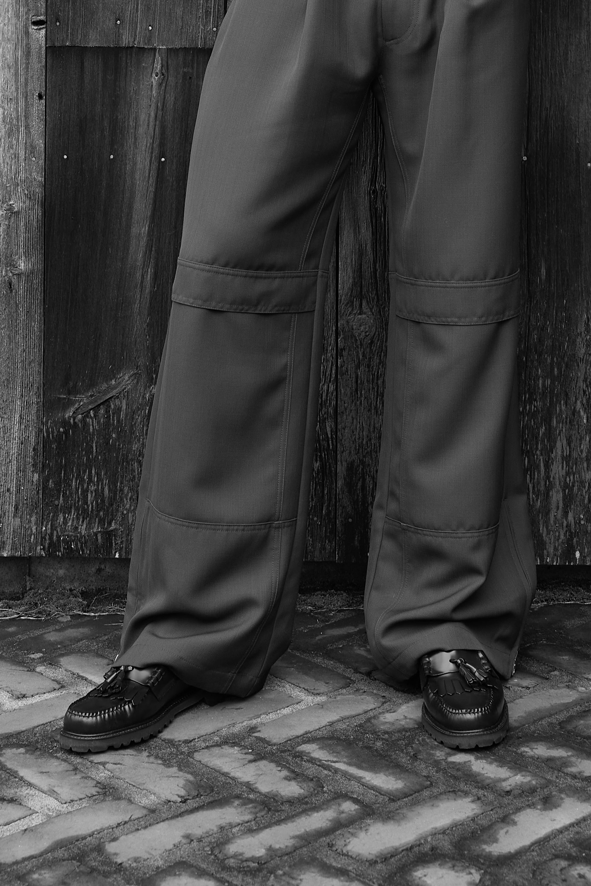 Layton II Kiltie - Black Leather