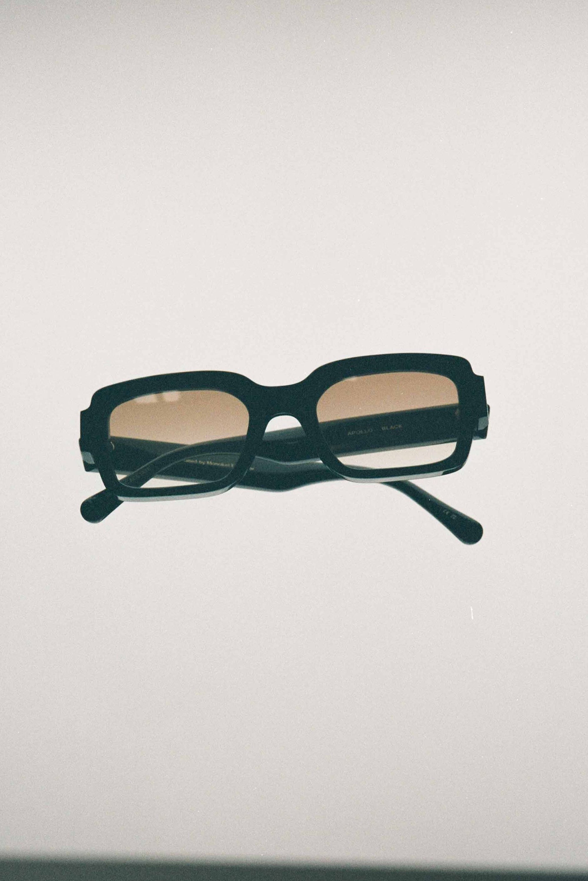 Apollo Black - Brown Gradient Lens