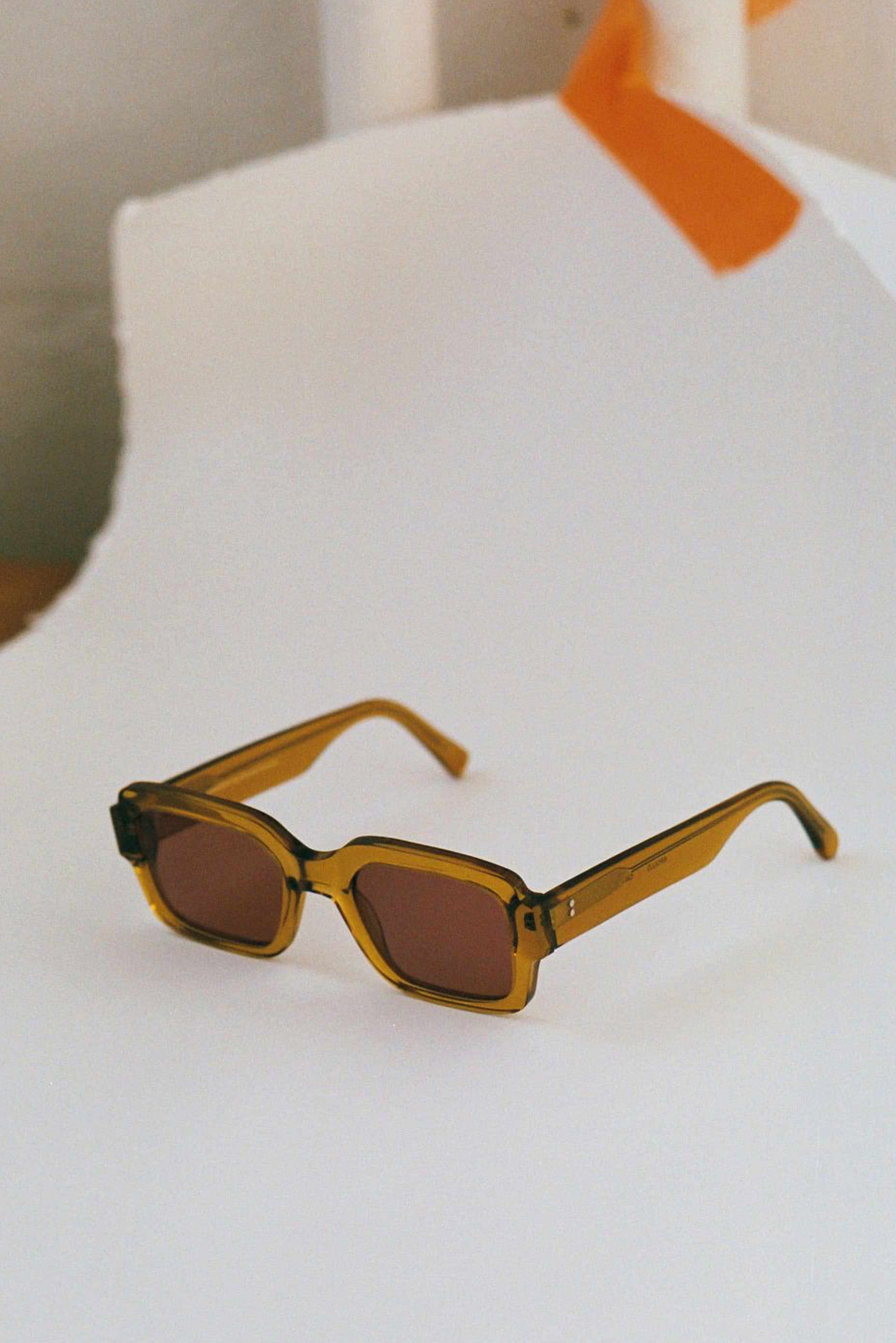 MONOKEL Apollo - Caramel - pink lens