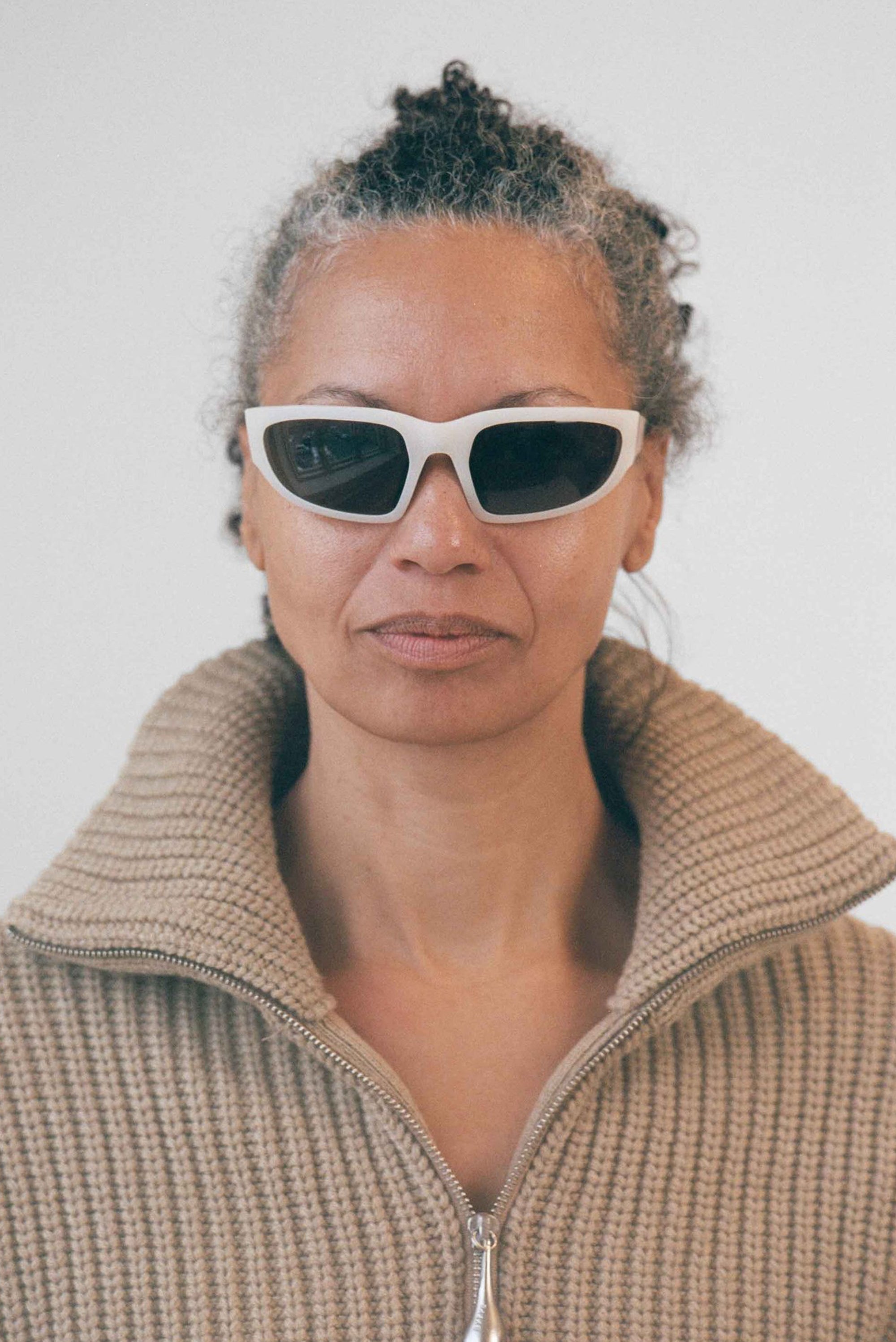 MONOKEL Crow Matt Pearl - Brown Solid Polarized Lens