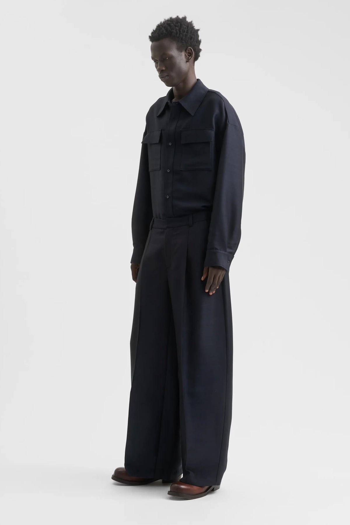 Pleated Wide Trouser - Dark Navy