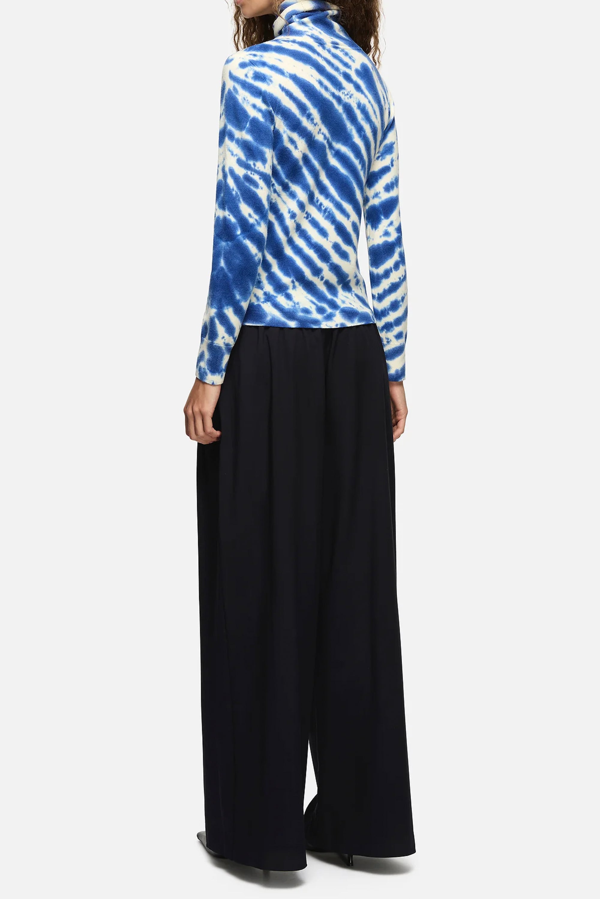 Paloma Turtleneck - Blue