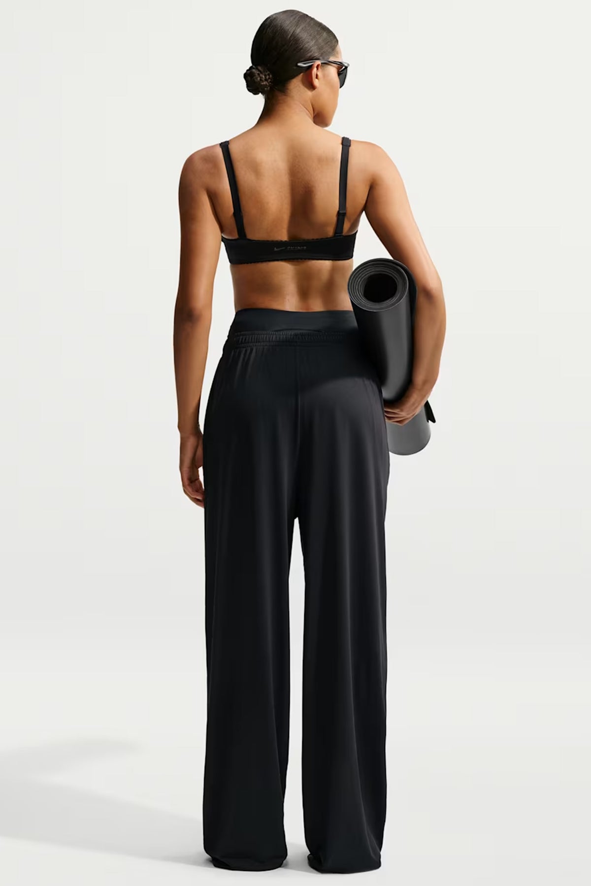 NikeSKIMS Satin Shine Padded Picot Sports Bra - Obsidian