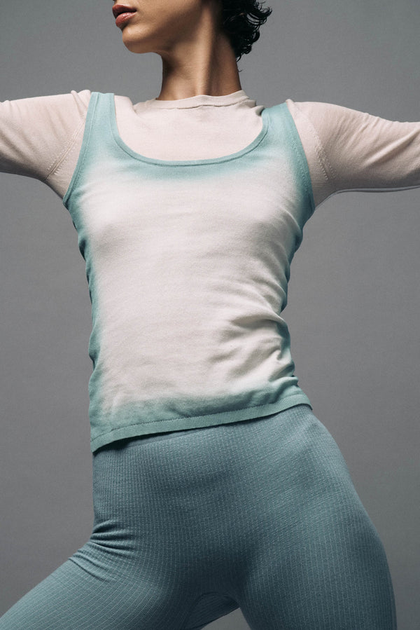 Organic Radiant Tank - Frost