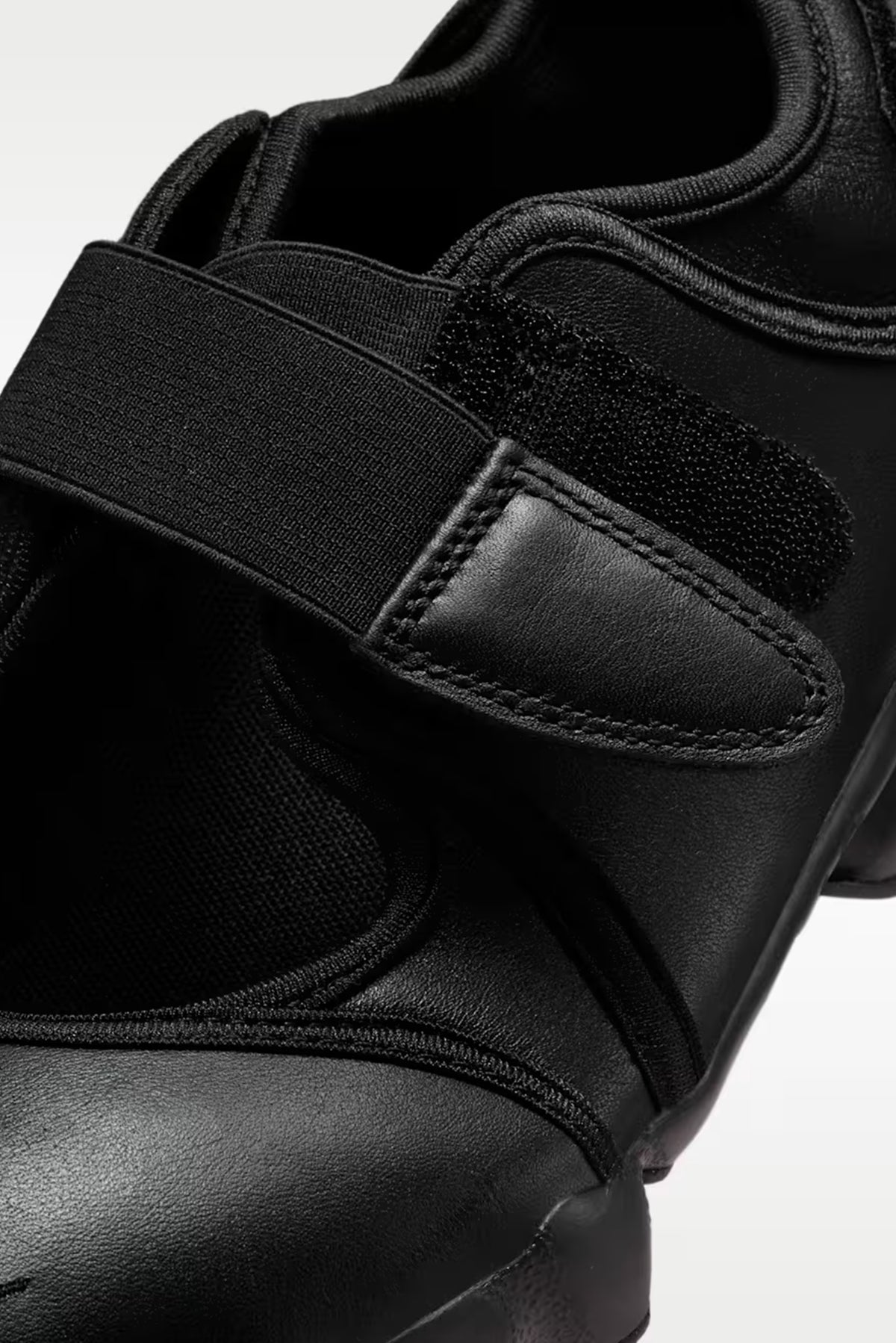 Air Rift - Black/Black