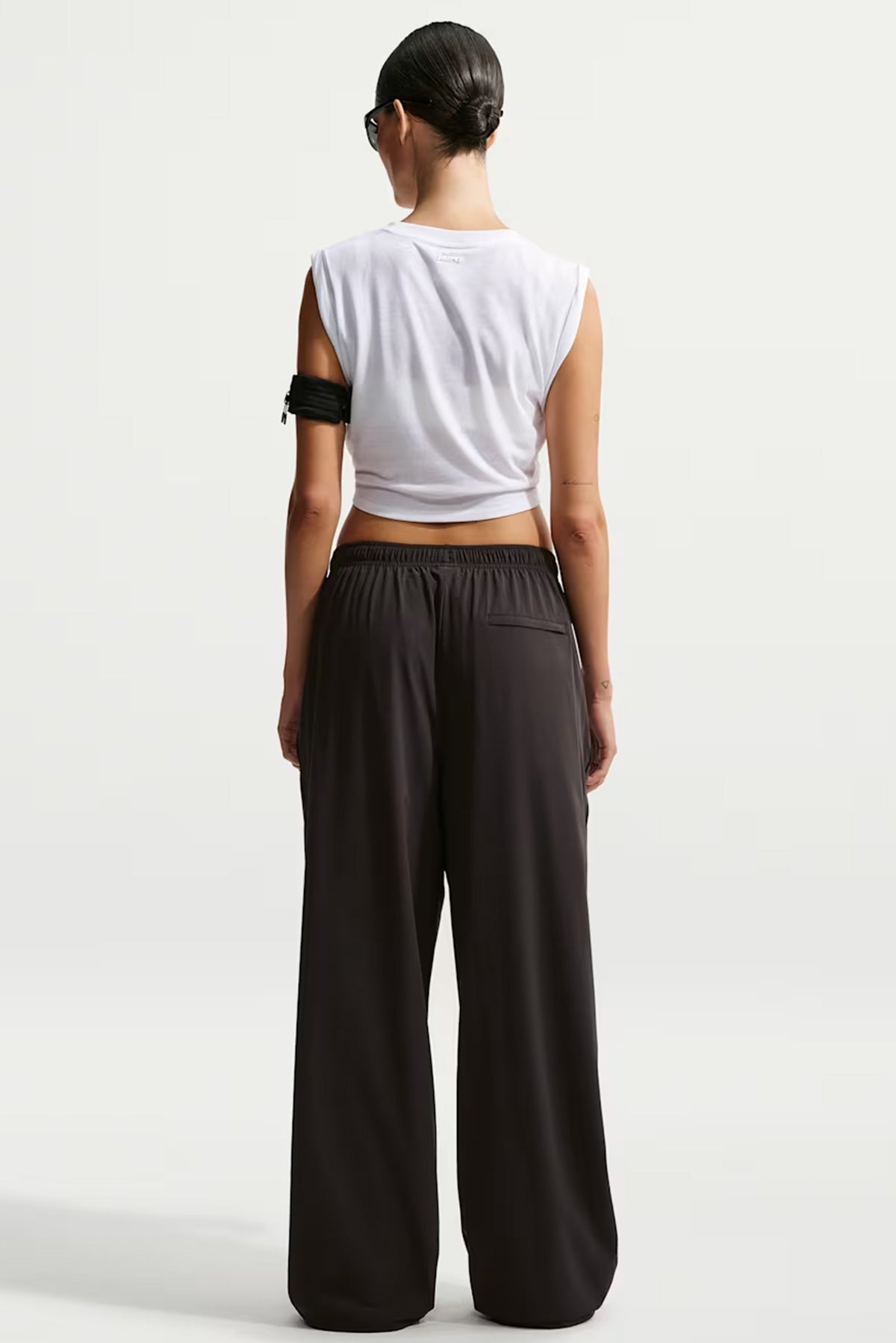 NikeSKIMS Performance Cotton Blend Cropped Twist Tank Top - Snow
